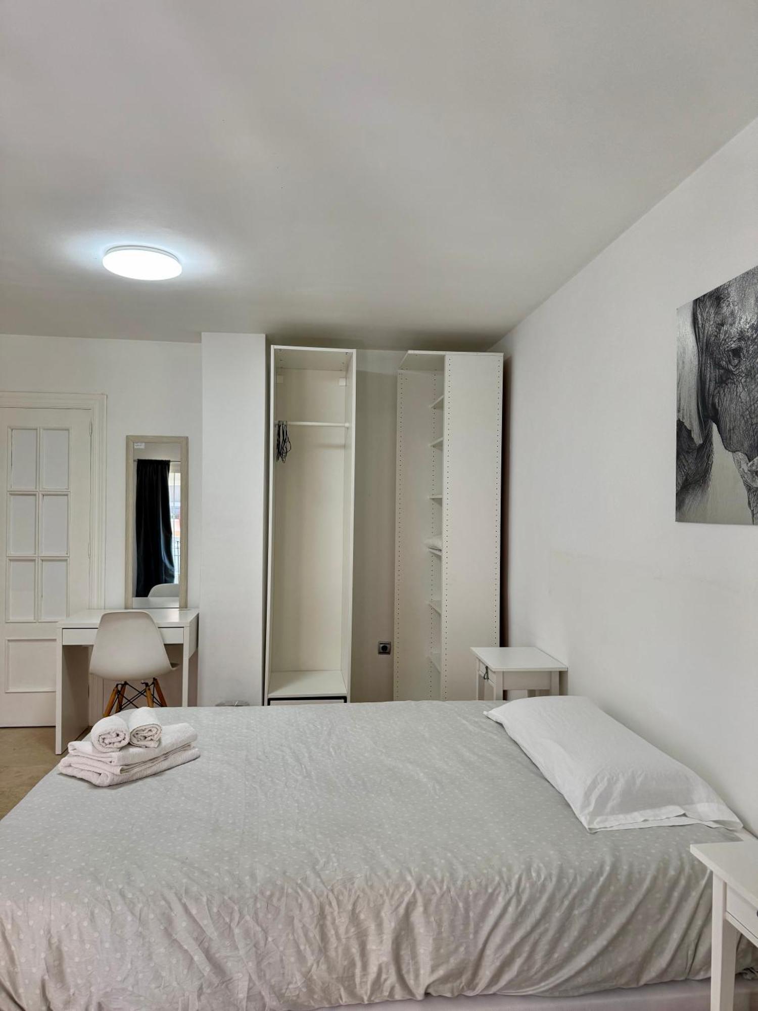 Alojamiento Bruckner Bed & Breakfast Málaga Dış mekan fotoğraf