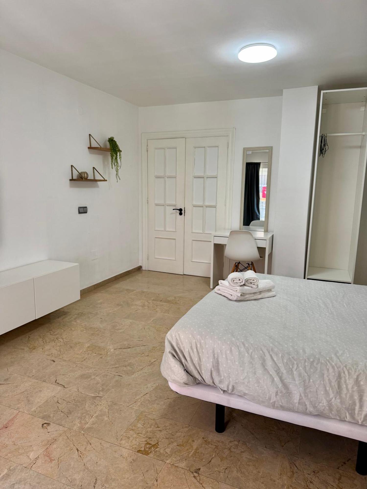 Alojamiento Bruckner Bed & Breakfast Málaga Dış mekan fotoğraf