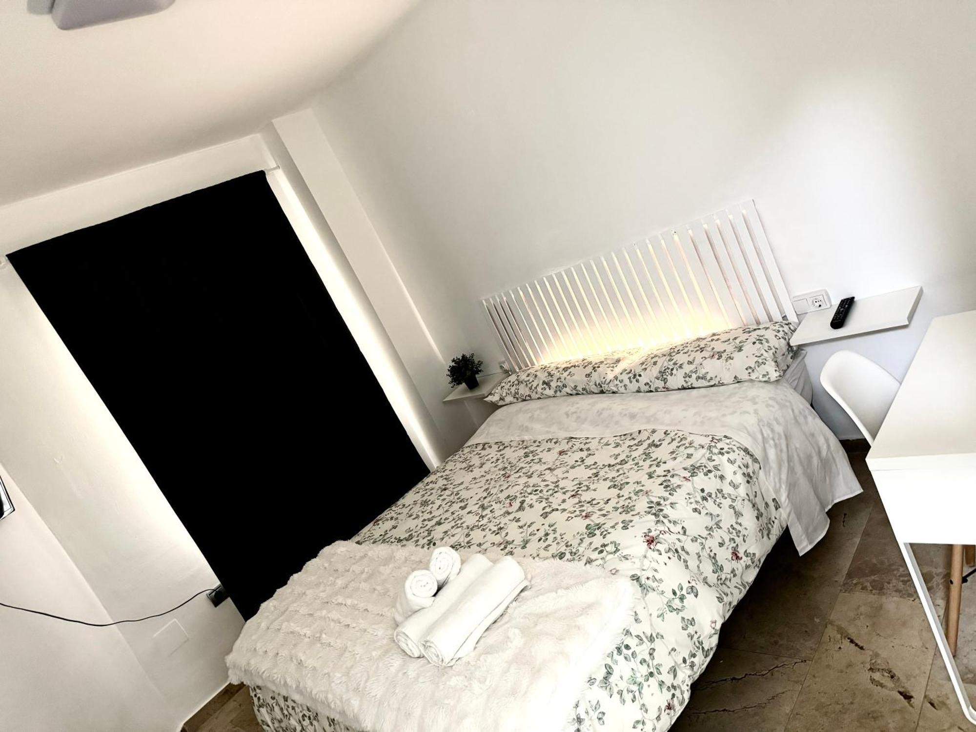 Alojamiento Bruckner Bed & Breakfast Málaga Dış mekan fotoğraf